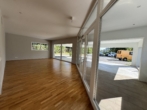 Bild - Moderne Büro- oder Praxisfläche mit bester Verkehrsanbindung – inklusive 4 Stellplätzen!