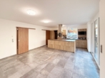 Bild - Helle 3-Zimmer-Wohnung in ruhiger Lage