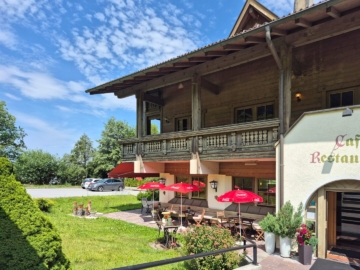 Gesamtpaket: Gasthof mit 9 Ferienwohnungen im schönen Mittelgebirge, 6091 Götzens (Österreich), Gastronomie und Wohnung